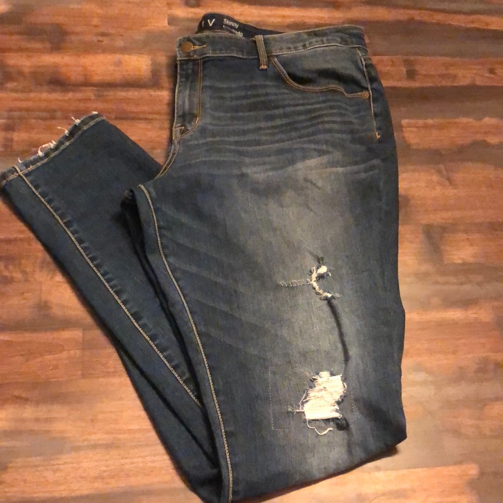Ava & Viv Distressed Jeans Sz 18
